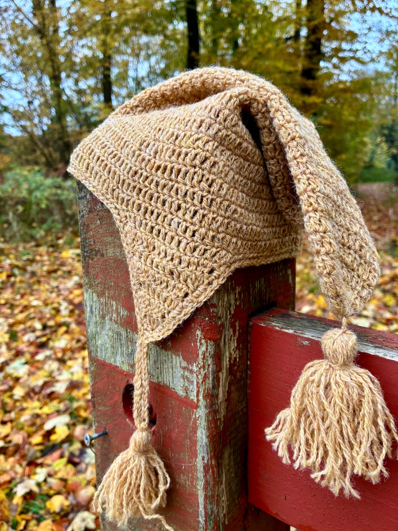 Hæklet øreklaphue, hækleopskrift