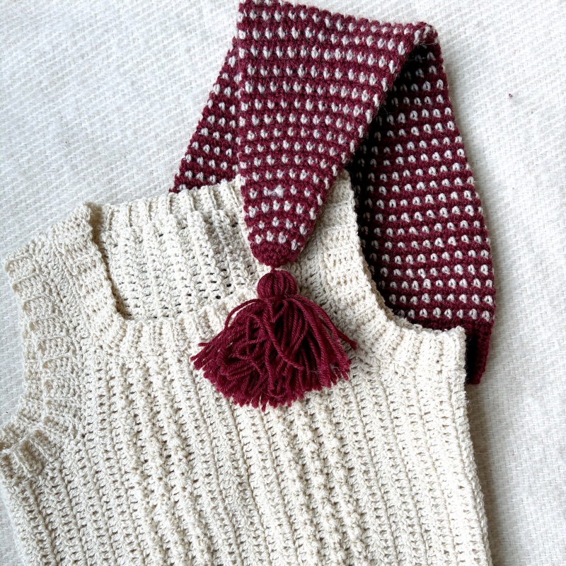 Hæklet nissehue og hæklet vest, hækleopskrifter