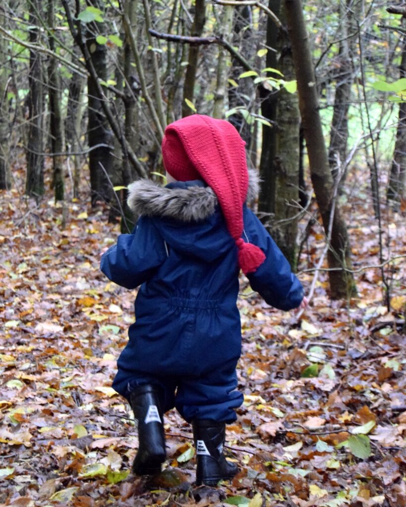 Hæklet nissehue til børn opskrift