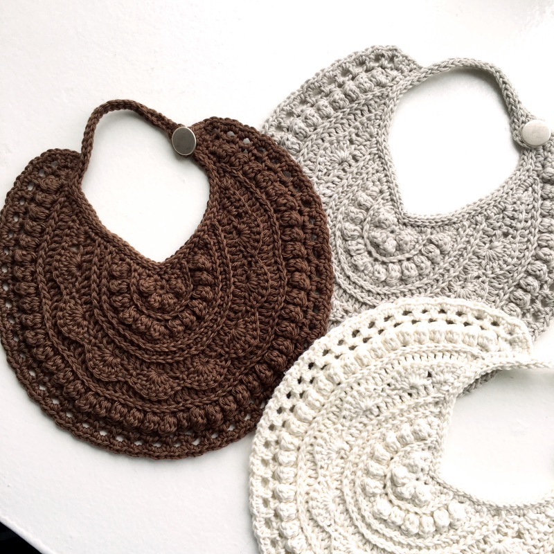 Hæklet savlesmæk, savlesmæk hæklet, crochet bib